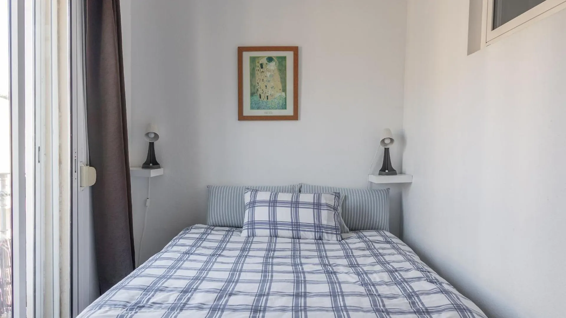 Apartament Denis Salva Montjuic Barcelona